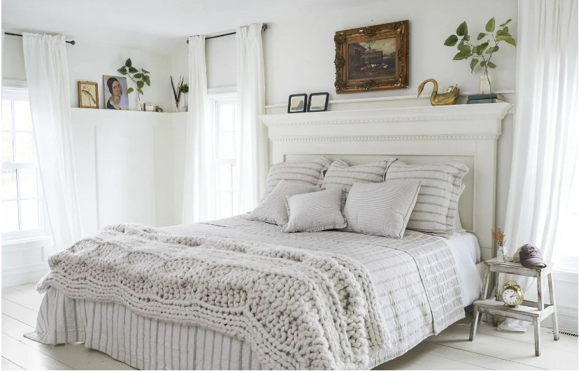 White Chantilly
