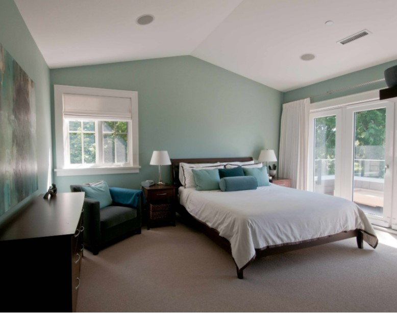 rooms with lots of natural light