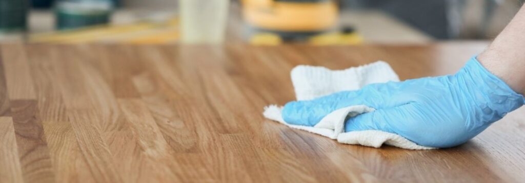 How long does it take for tung oil to dry